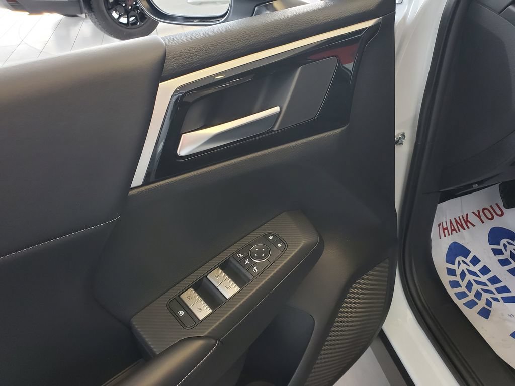 New 2026 Nissan Rogue SL AWD/4WD image 16