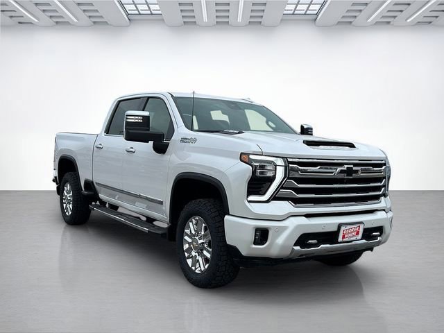 Used 2024 Chevrolet Silverado 2500 High Country w/ High Country Premium Package AWD/4WD image 2