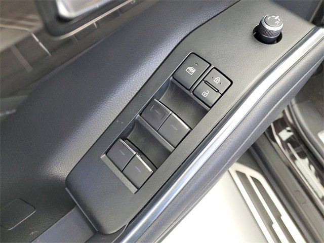 Used 2020 Toyota Highlander Limited Platinum image 24