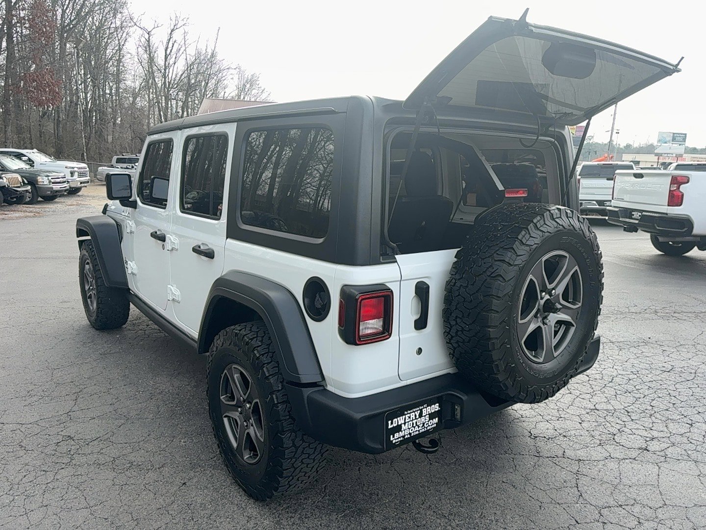 Used 2018 Jeep Wrangler Unlimited Sport S AWD/4WD image 7