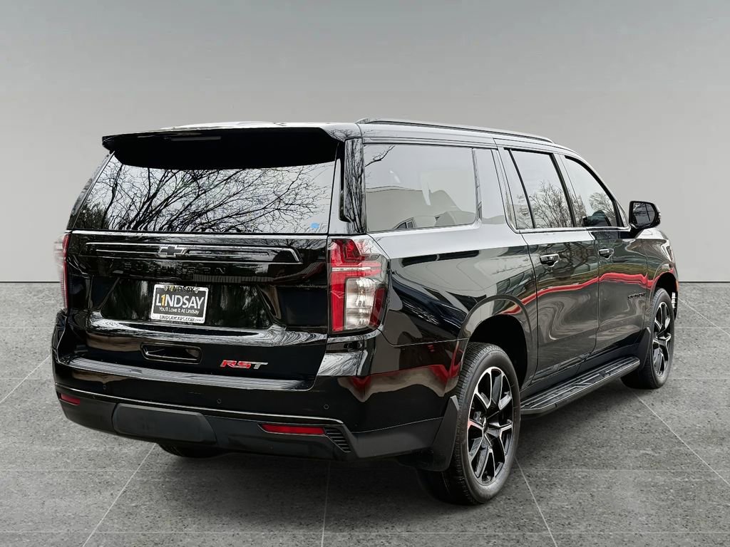 Used 2024 Chevrolet Suburban RST w/ Luxury Package image 10