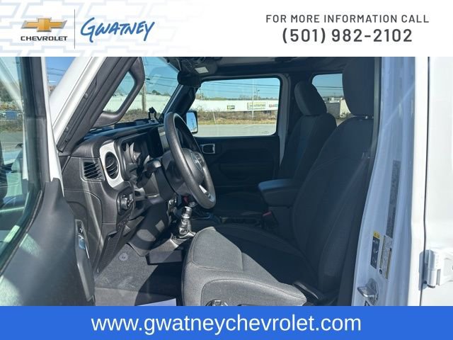 Used 2025 Jeep Gladiator Sport image 15
