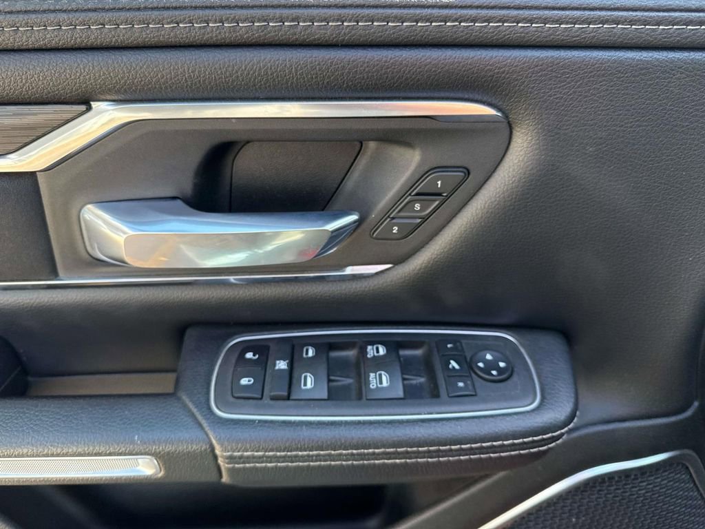 Used 2024 RAM 1500 Laramie image 16
