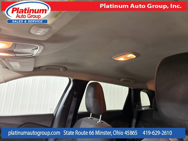 Used 2015 Jeep Cherokee Latitude w/ Comfort/Convenience Group AWD/4WD image 14