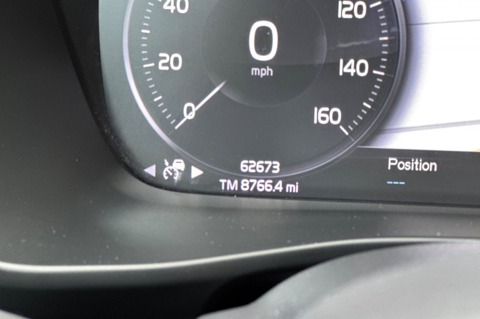 Used 2019 Volvo XC40 T5 R-Design image 28