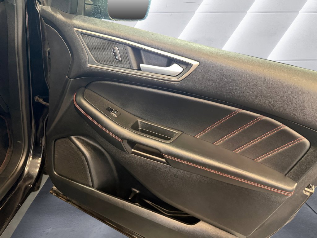 Used 2024 Ford Edge ST-Line AWD/4WD image 15