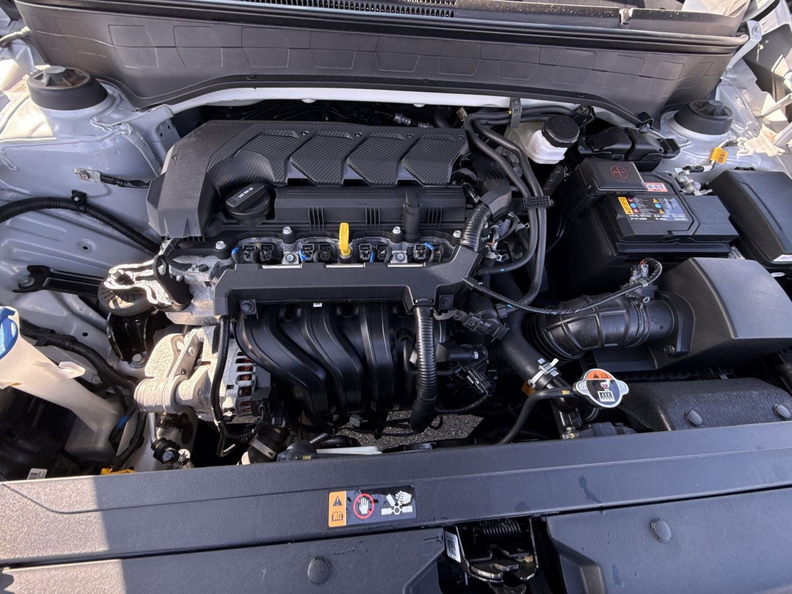 Certified 2024 Hyundai Venue SEL FWD image 28