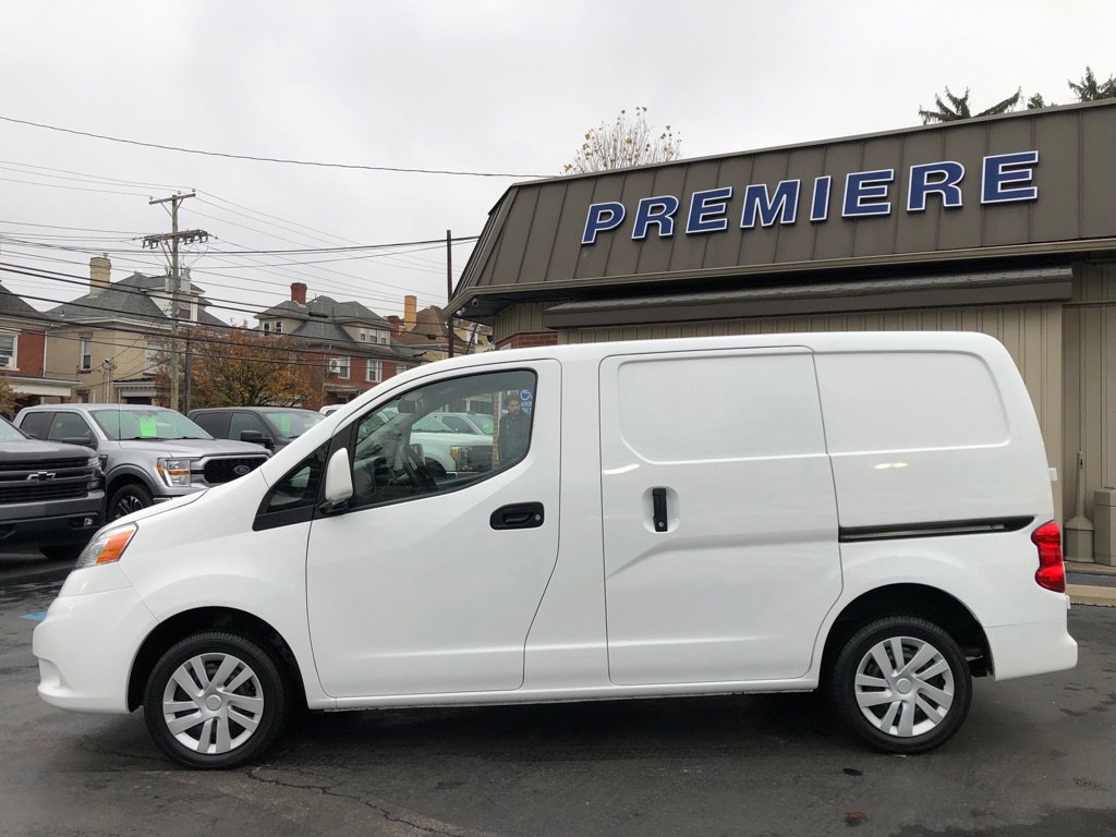 Used 2020 Nissan NV200 SV w/ Back Door Glass Package image 2