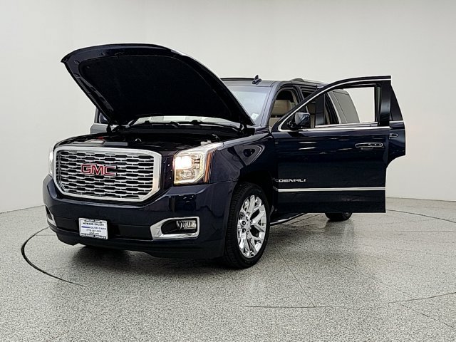 Used 2020 GMC Yukon Denali w/ Open Road Package AWD/4WD image 9