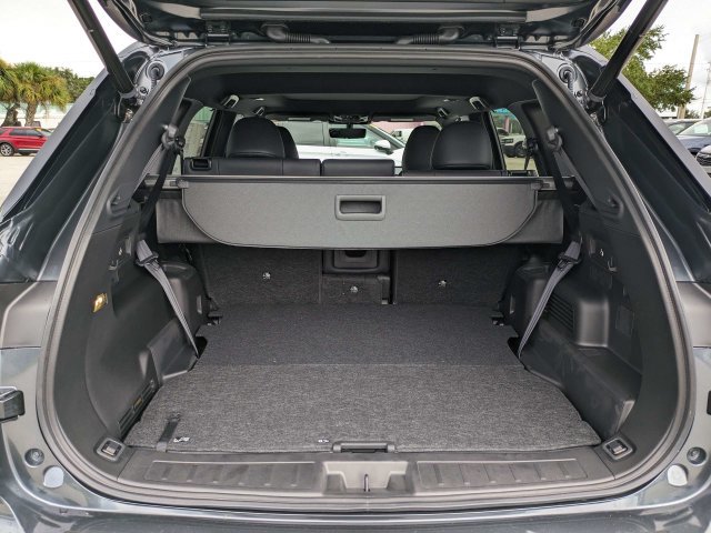 New 2026 Mitsubishi Outlander SEL Black Edition FWD image 13