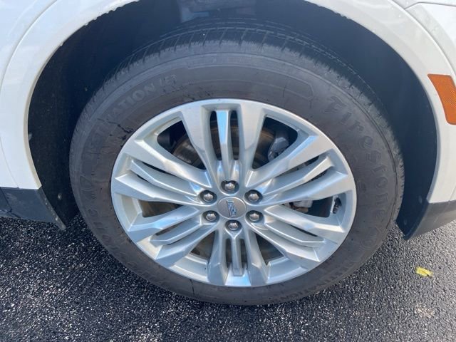 Used 2019 Cadillac XT5 Premium Luxury AWD/4WD image 14