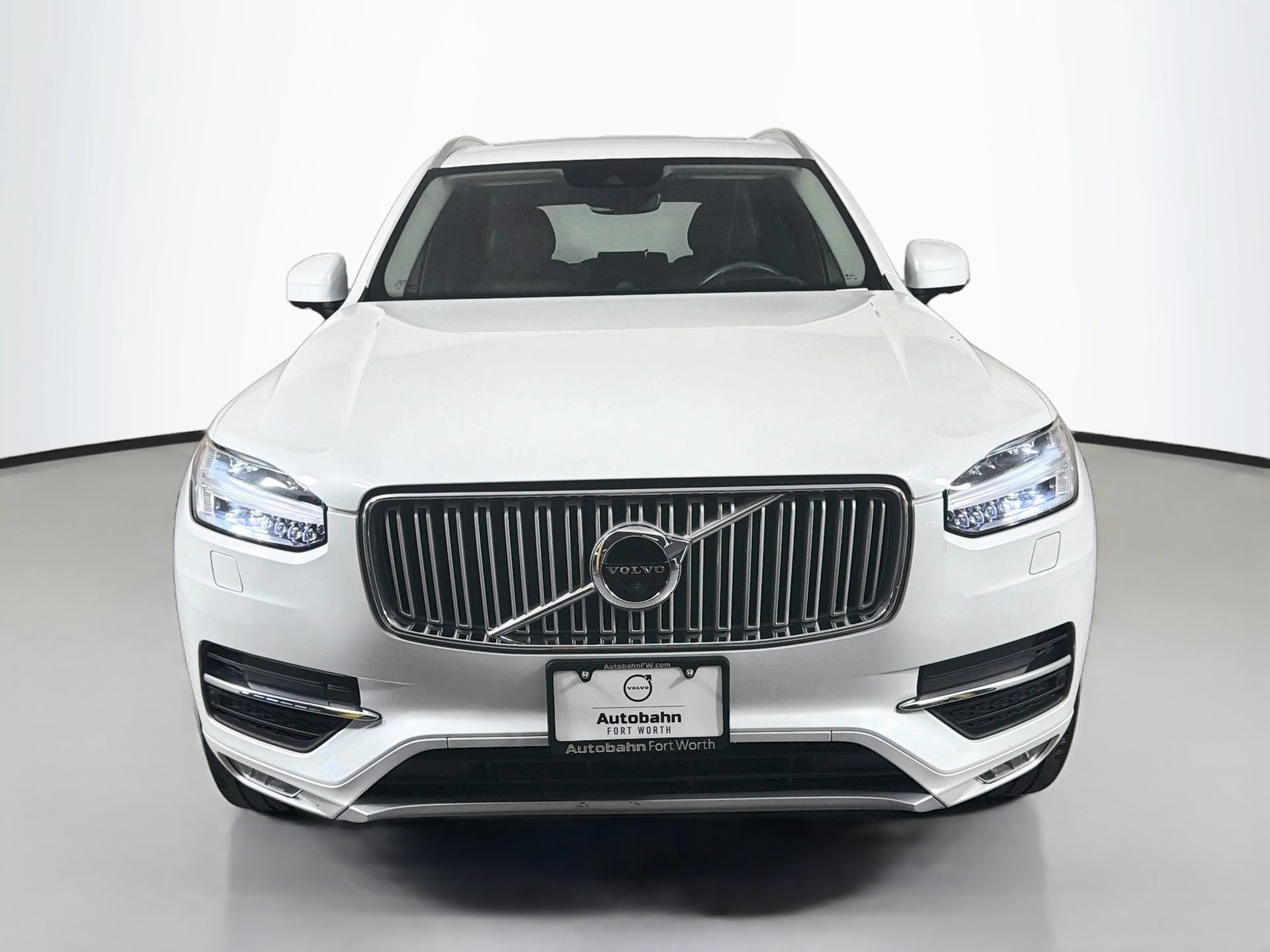 Used 2019 Volvo XC90 T6 Inscription w/ Luxury Package AWD/4WD image 2