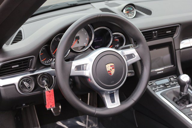 Used 2015 Porsche 911 Carrera S RWD image 24