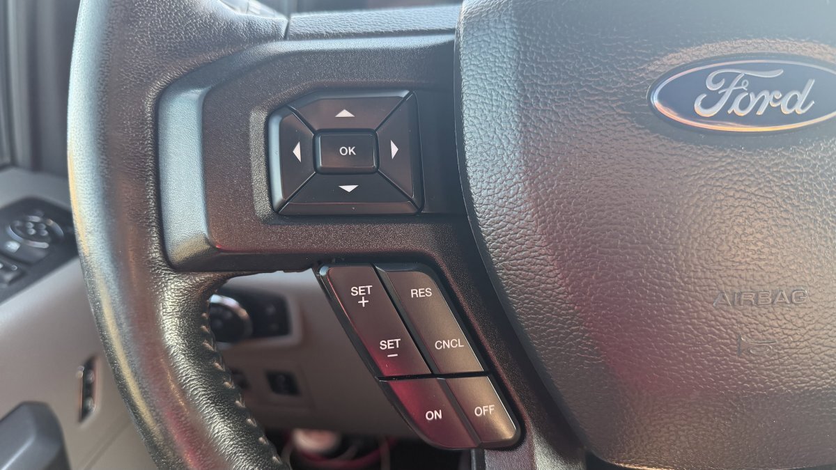 Used 2018 Ford F150 XLT w/ Equipment Group 302A Luxury image 30