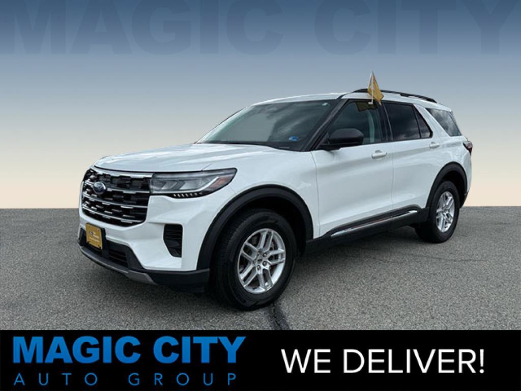 Used 2025 Ford Explorer Active AWD/4WD image 1