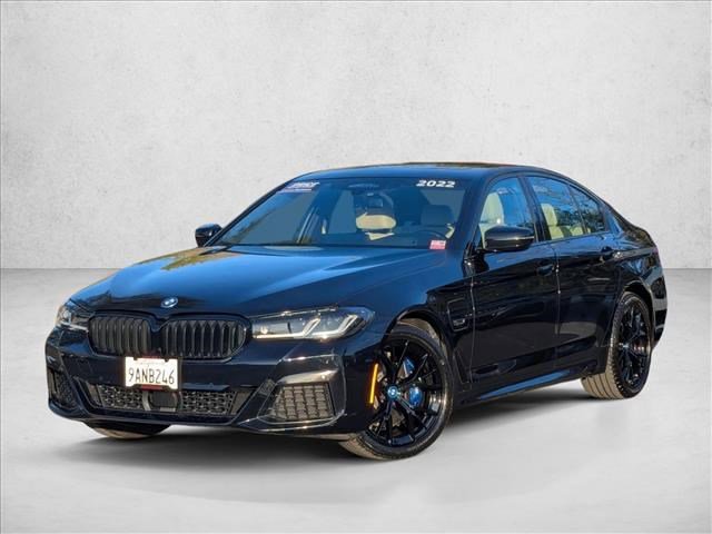 Used 2022 BMW 530e w/ Premium Package