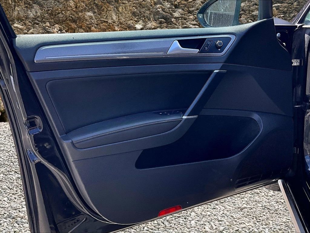 Used 2018 Volkswagen Golf Alltrack SE AWD/4WD image 18