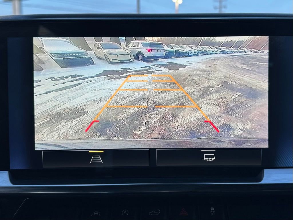 Used 2022 Chevrolet Silverado 1500 LT image 22