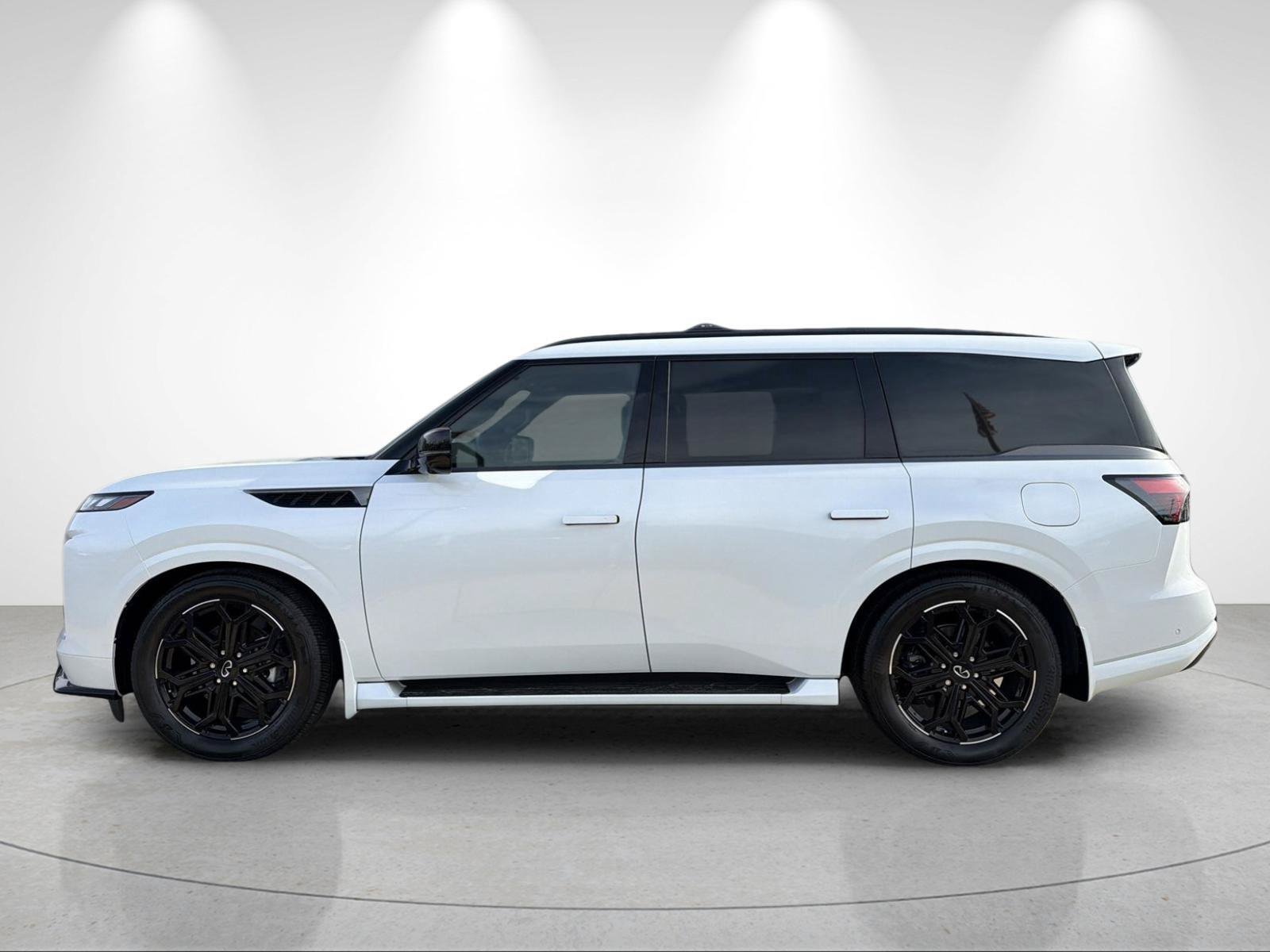 New 2026 INFINITI QX80 4WD w/ Sport Exterior Package image 2