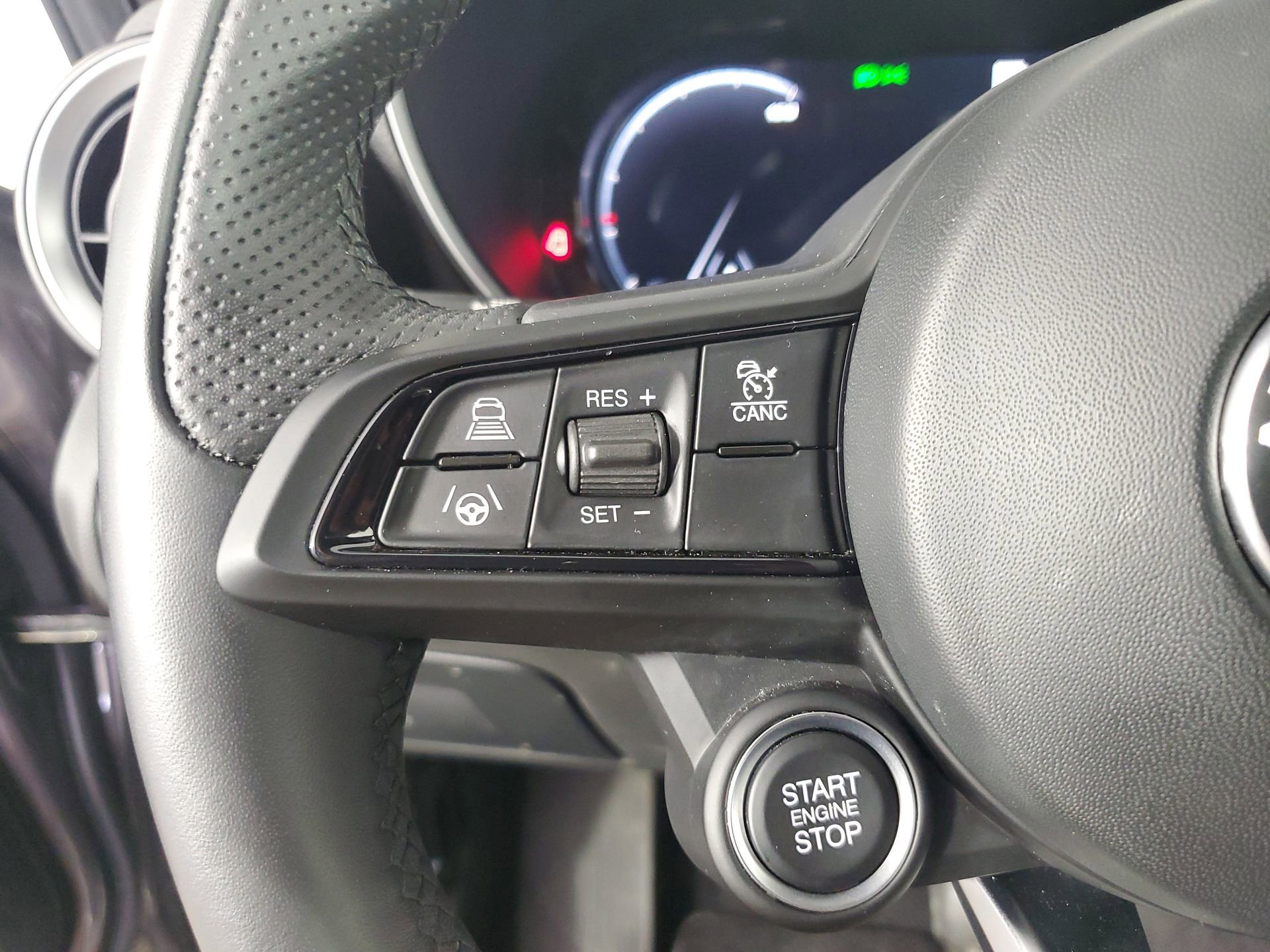 Used 2024 Alfa Romeo Giulia Ti w/ Active Assist Plus Package image 34