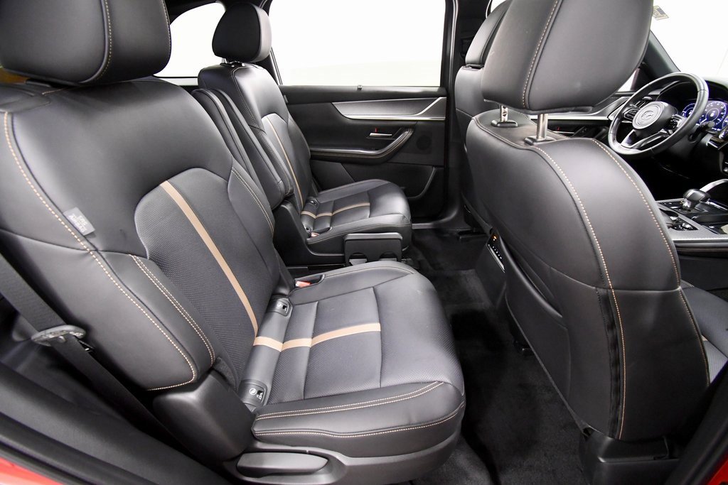 Used 2024 MAZDA CX-90 Plug-In Hybrid w/ Premium Plus image 17