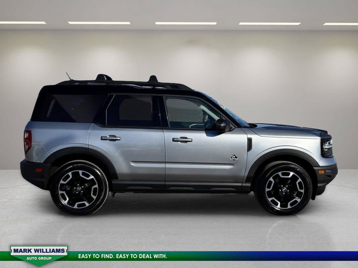 Used 2022 Ford Bronco Sport Outer Banks w/ Tech Package AWD/4WD image 5
