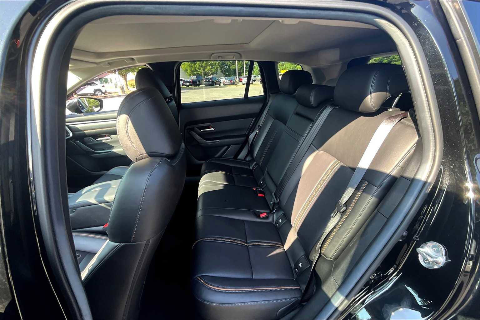 Used 2024 MAZDA CX-50 AWD 2.5 Turbo w/ Cargo Package image 19