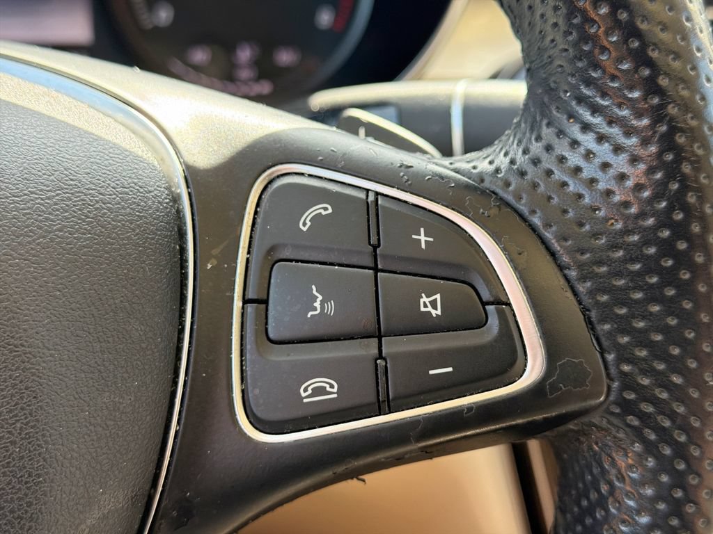 Used 2017 Mercedes-Benz GLC 300 image 27
