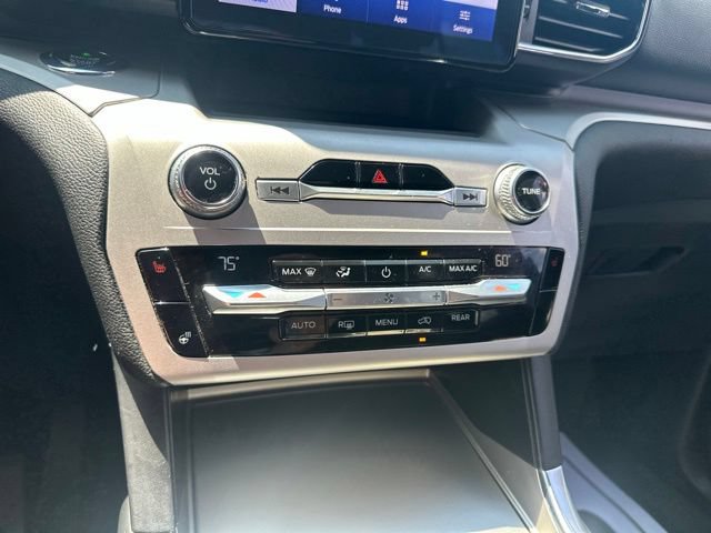 Used 2021 Ford Explorer XLT w/ Equipment Group 202A RWD image 41