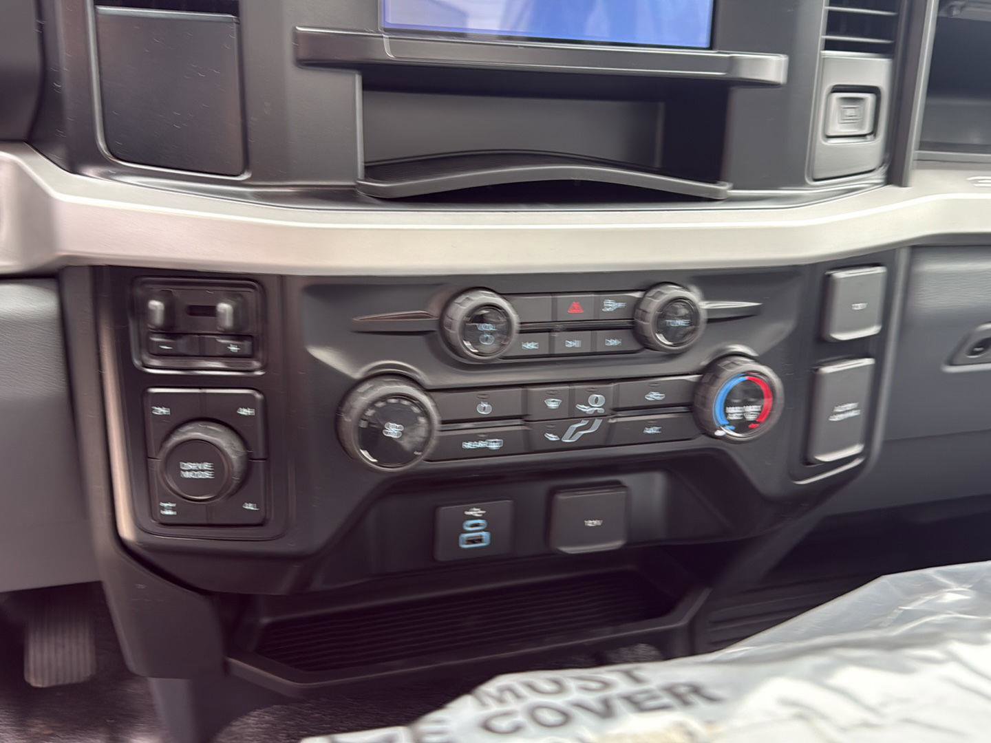 New 2026 Ford F250 XL image 18