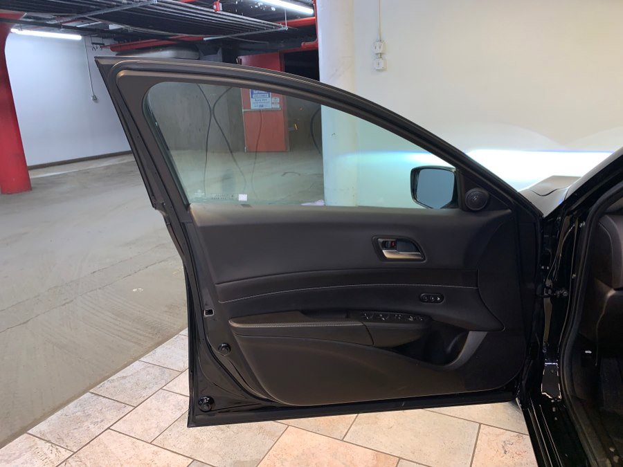 Used 2020 Acura ILX w/ Premium Package image 14