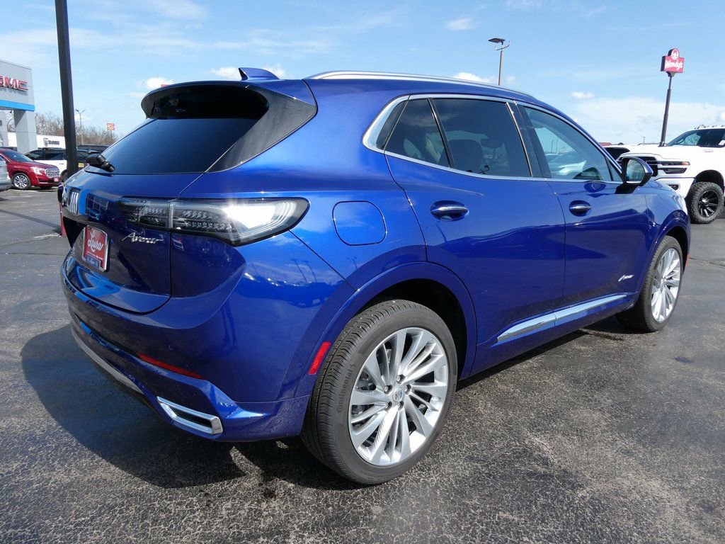 Certified 2024 Buick Envision Avenir image 5