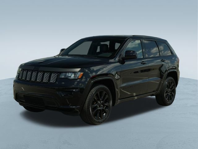Used 2019 Jeep Grand Cherokee Altitude AWD/4WD image 3