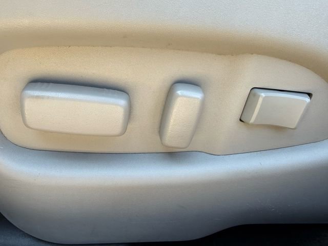 Used 2015 Cadillac SRX Performance w/ Driver Awareness Package image 18