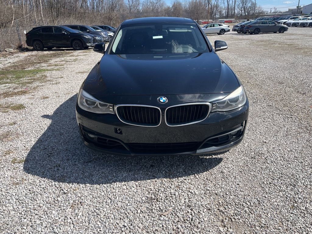 Used 2015 BMW 335i Gran Turismo xDrive image 2