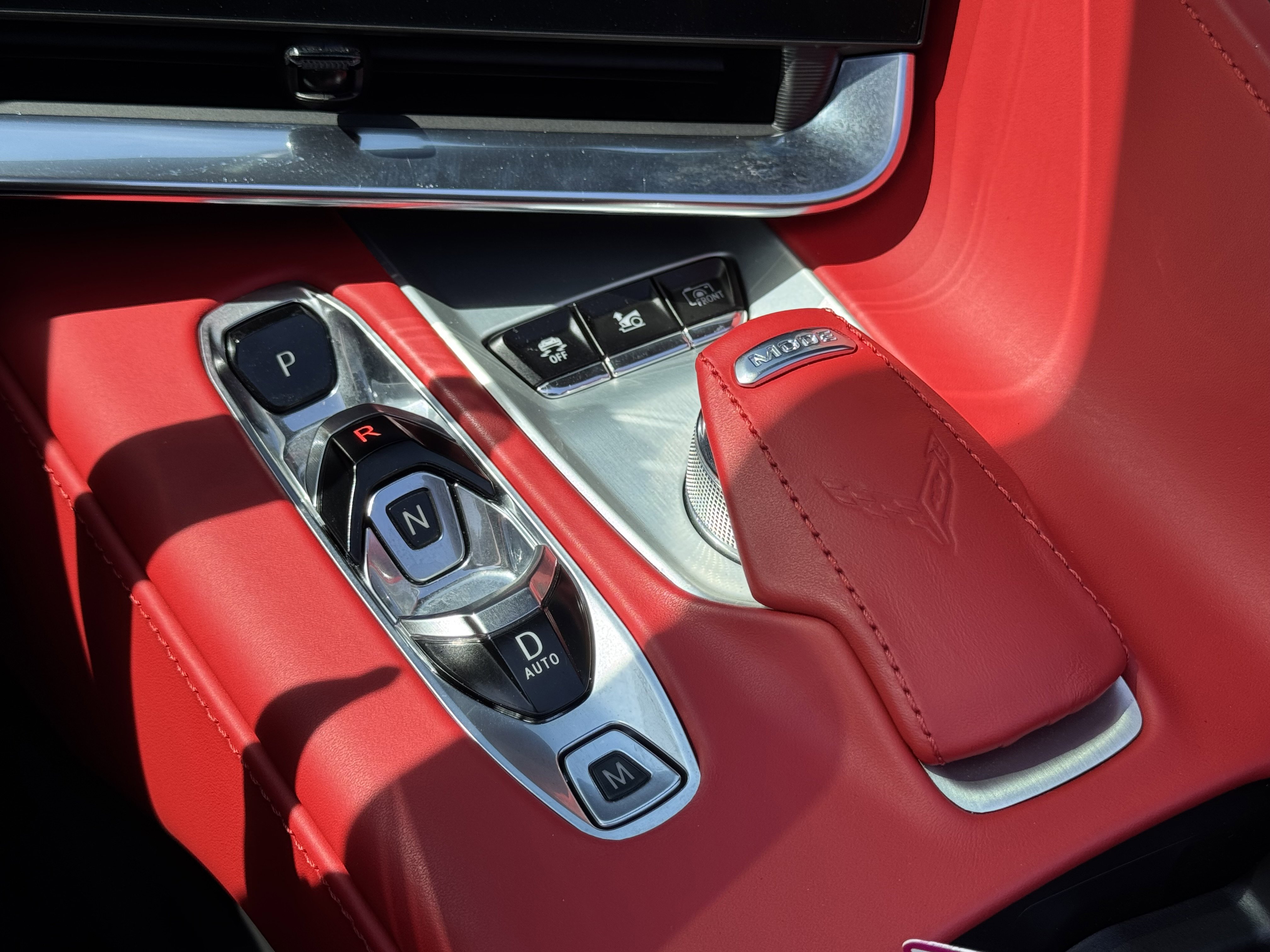 Used 2021 Chevrolet Corvette Stingray Premium Conv w/ Z51 Performance Package image 23