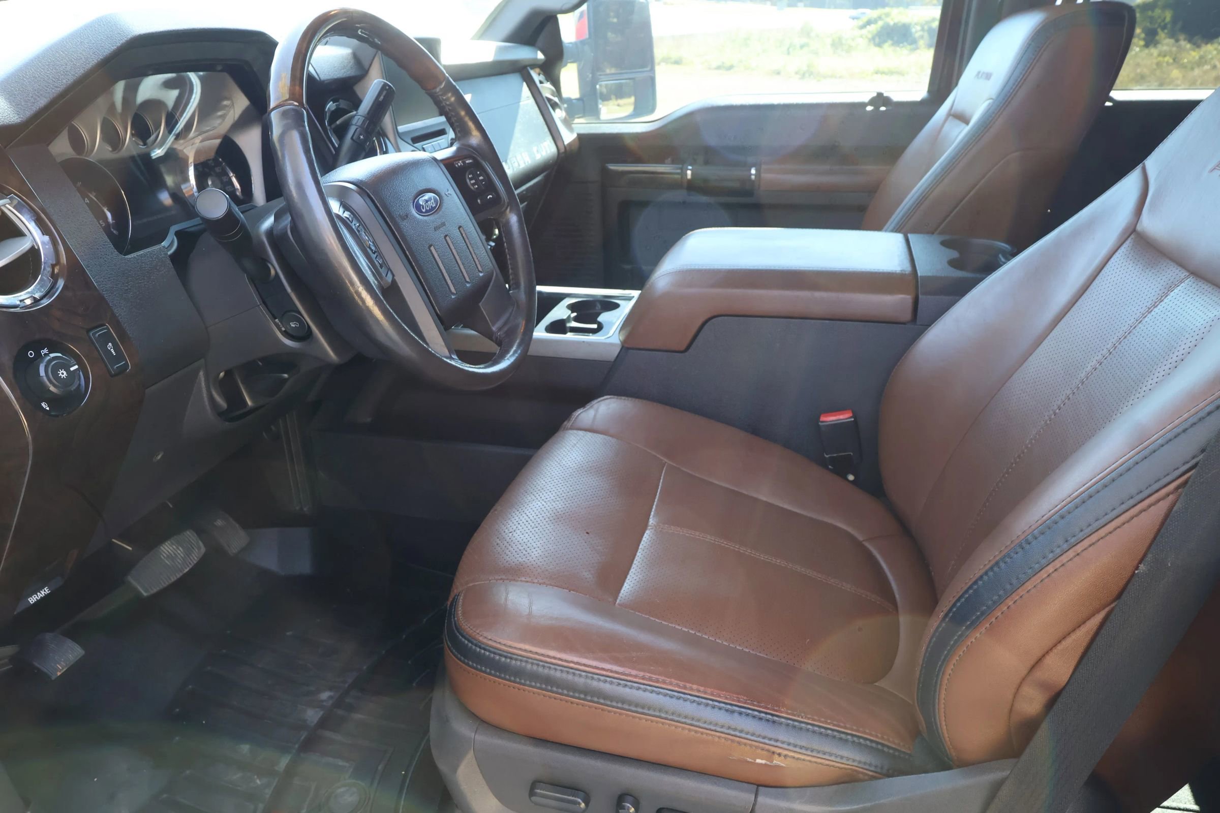 Used 2016 Ford F450 Platinum AWD/4WD image 10