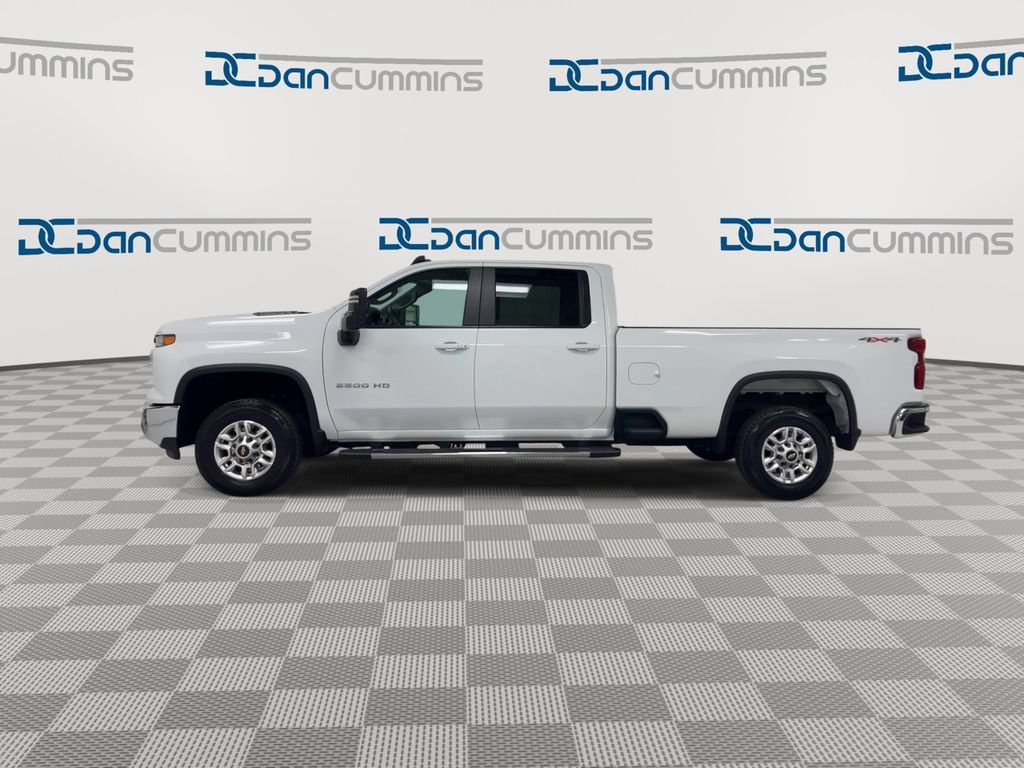 Used 2025 Chevrolet Silverado 2500 LT w/ Safety Package AWD/4WD image 5