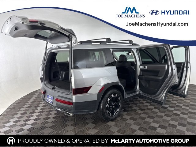 Used 2025 Hyundai Santa Fe SEL image 17
