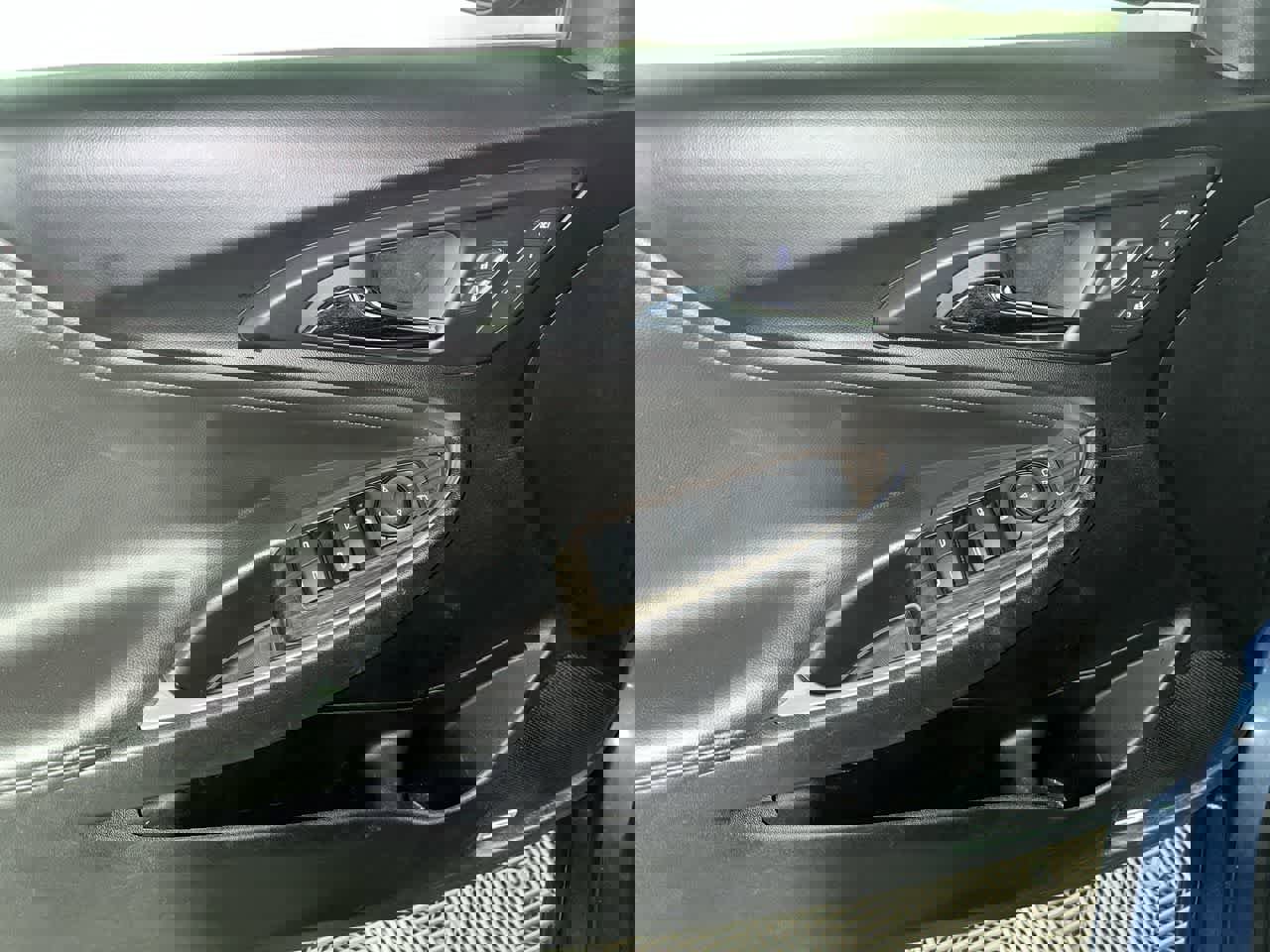 Used 2024 Chevrolet Malibu LT image 13