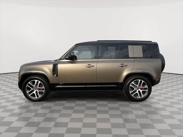 Used 2020 Land Rover Defender 110 X AWD/4WD image 2