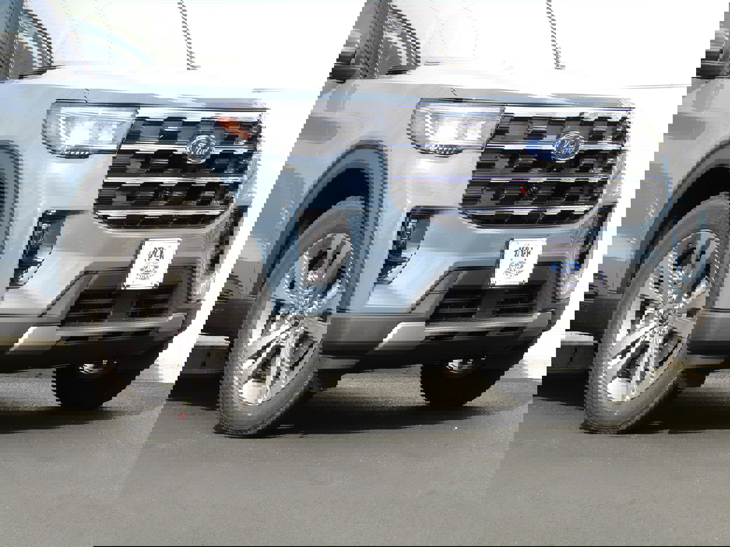 New 2026 Ford Explorer Active image 3