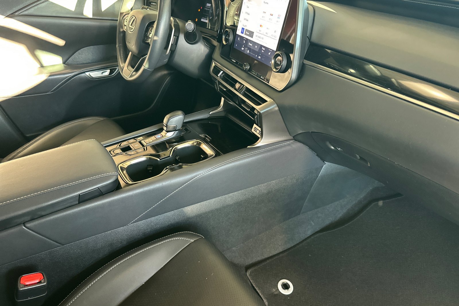 Certified 2023 Lexus RX 350 AWD w/ Cold Area Package image 13