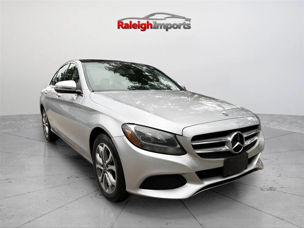 Used 2018 Mercedes-Benz C 300 4MATIC Sedan image 5