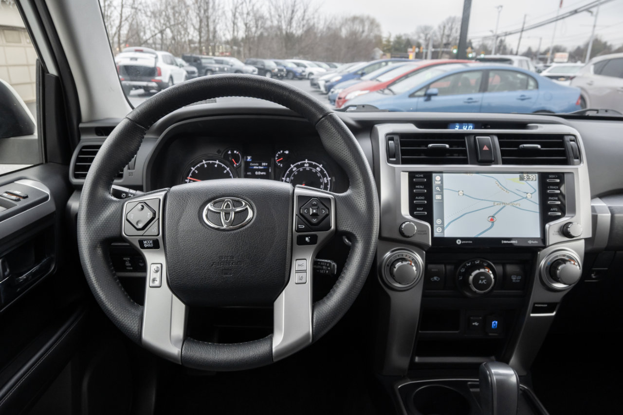 Used 2022 Toyota 4Runner SR5 Premium image 22
