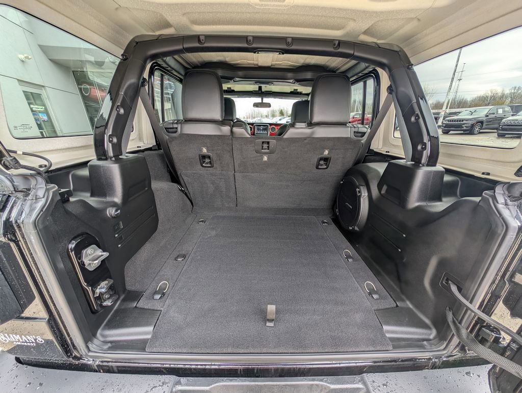 Used 2018 Jeep Wrangler Unlimited Rubicon image 13