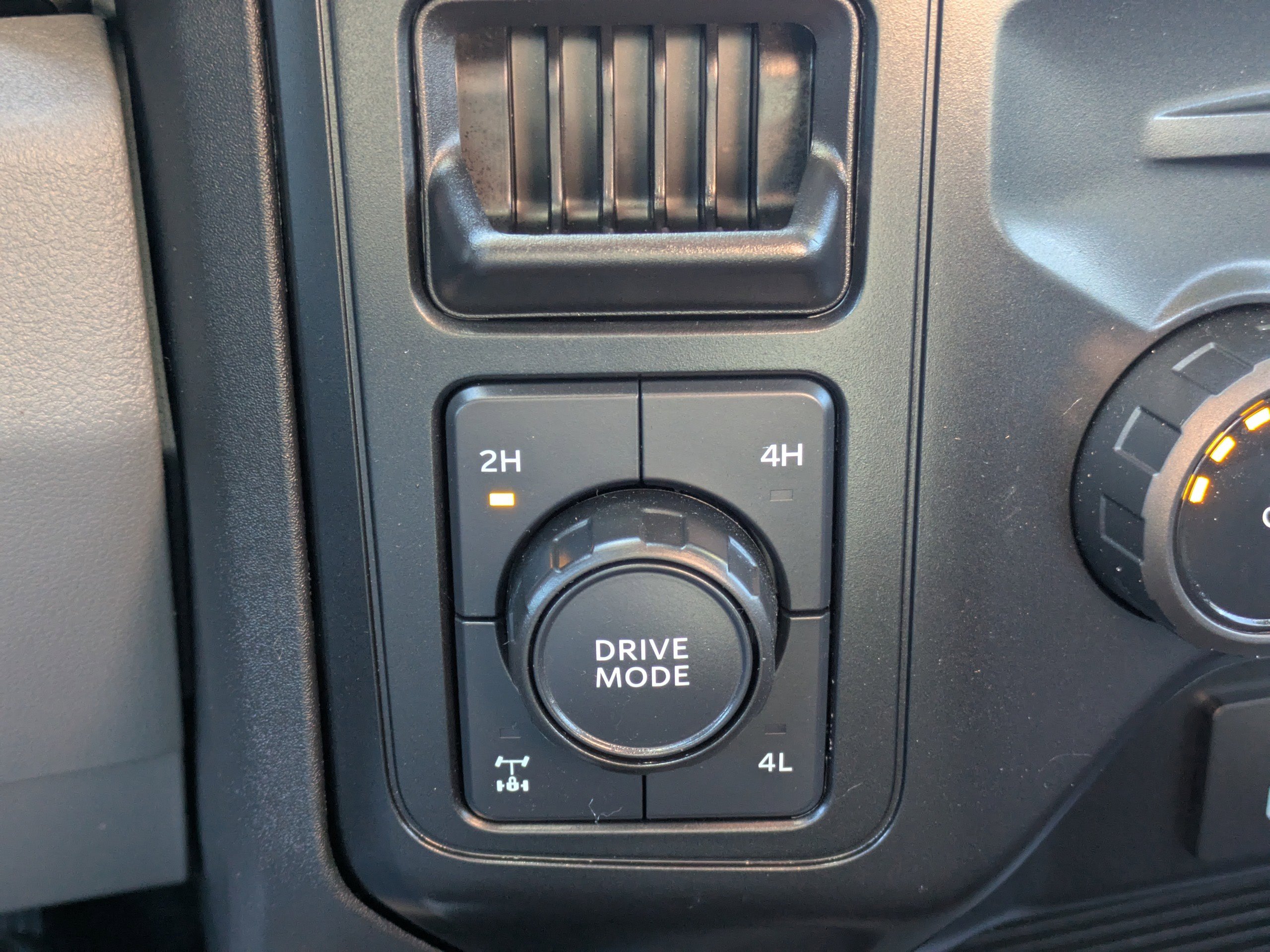 Used 2025 Ford F250 XL w/ XL Off-Road Package image 28