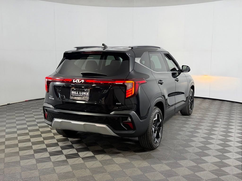 Used 2025 Kia Seltos EX AWD/4WD image 5