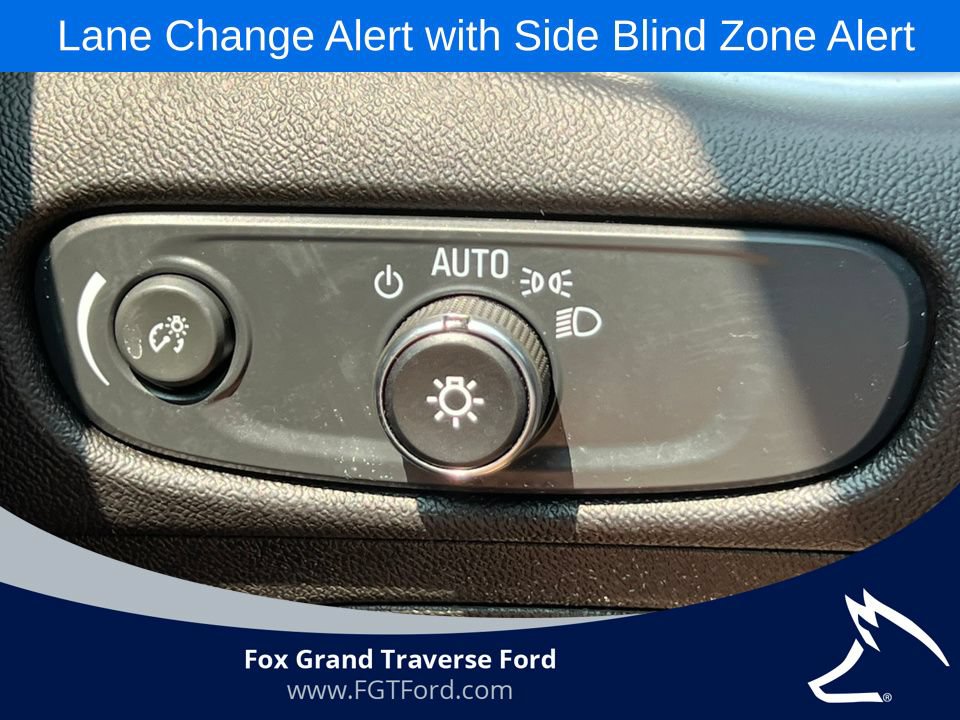 Used 2024 Chevrolet Malibu RS FWD image 16