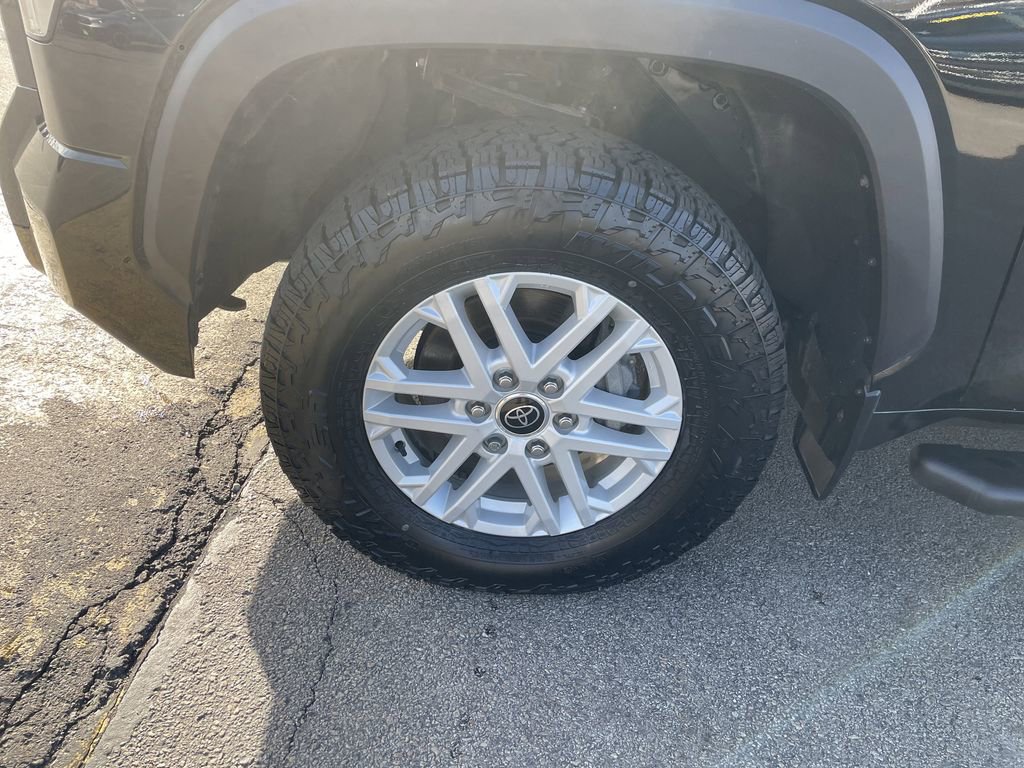 Used 2023 Toyota Tundra SR5 w/ SR5 Premium Package image 9